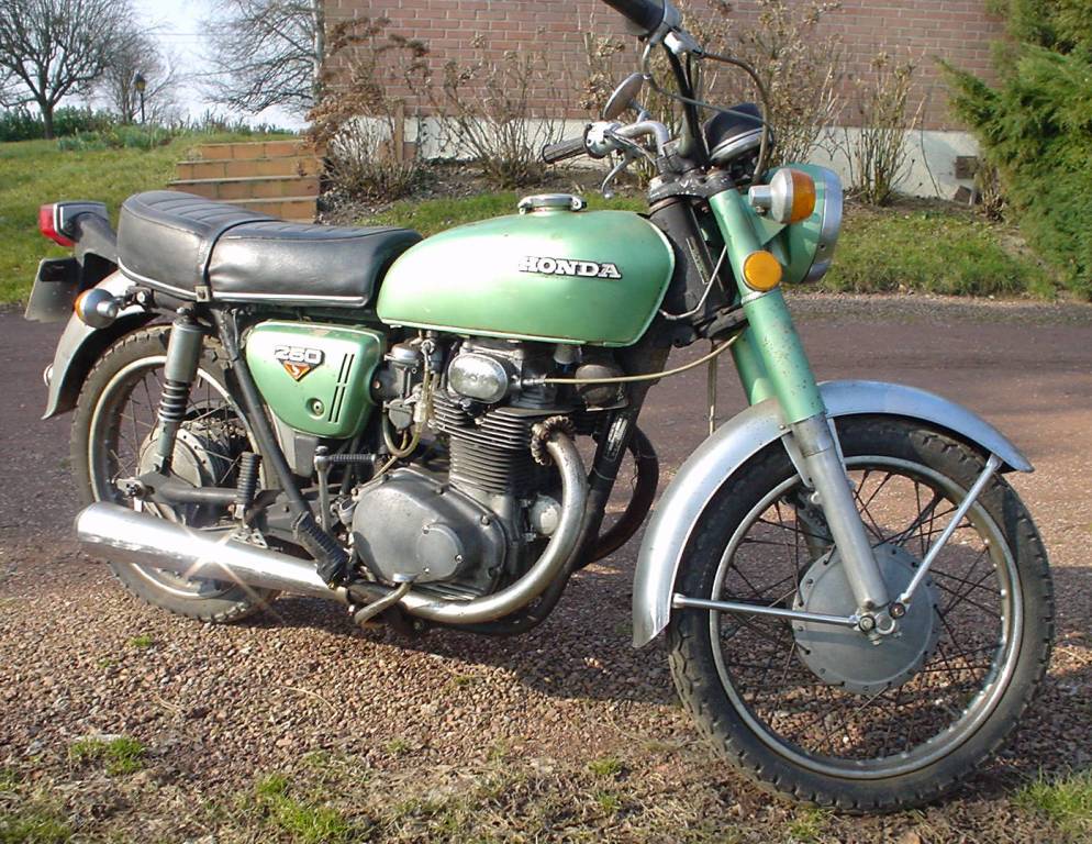 CB 250 cot droit